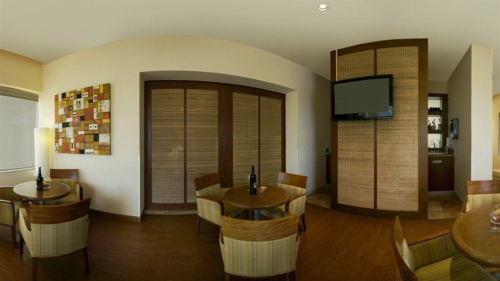 Fiesta Inn Coatzacoalcos Εξωτερικό φωτογραφία