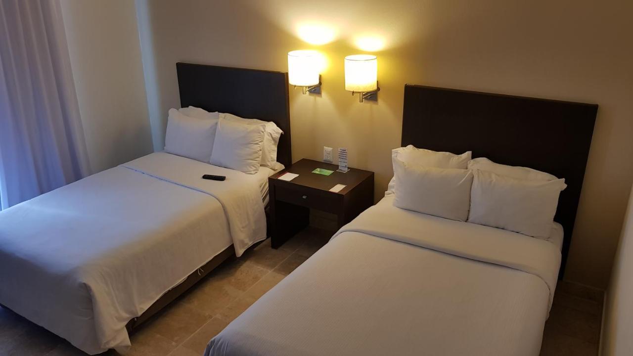 Fiesta Inn Coatzacoalcos Εξωτερικό φωτογραφία