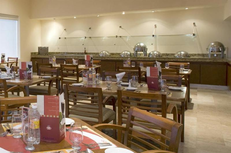 Fiesta Inn Coatzacoalcos Εξωτερικό φωτογραφία
